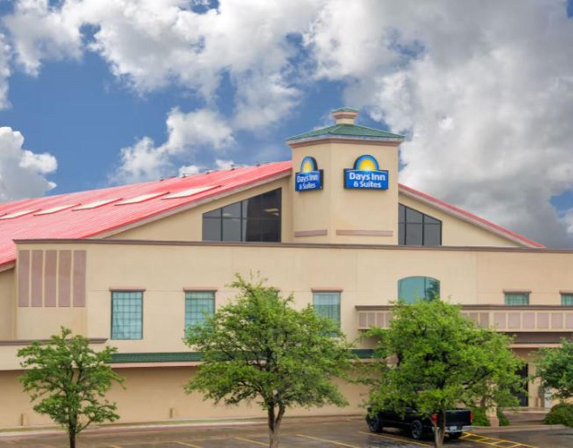 Days Inn By Wyndham Lubbock South Exterior photo