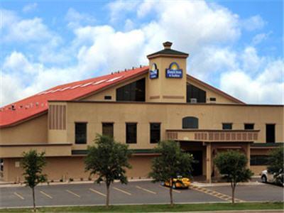 Days Inn By Wyndham Lubbock South Exterior photo